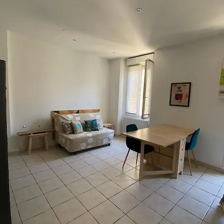 Au Calme Centre De Appartamento *