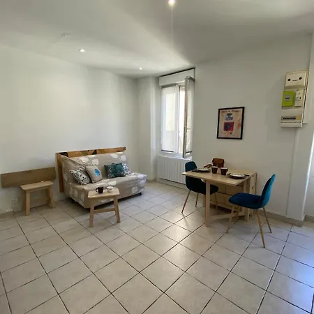 Au Calme Centre De Appartamento *
